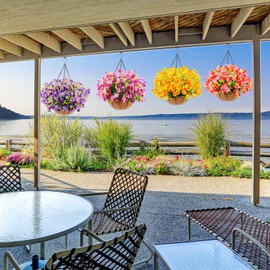 Lyrow 4 Pack Artificial Hanging Flowers in Basket Artificial Daisy Arrangement with 12 Inch Coconut Lining Realistic Artificial Hanging Plants for Outdoor Indoor Patio Lawn Garden Porch Decor