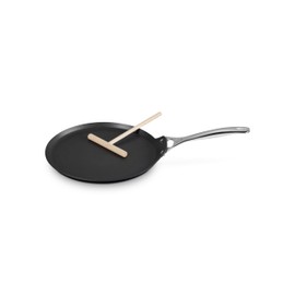 Le Creuset Toughened Nonstick PRO Crepe Pan with Rateau, 11"