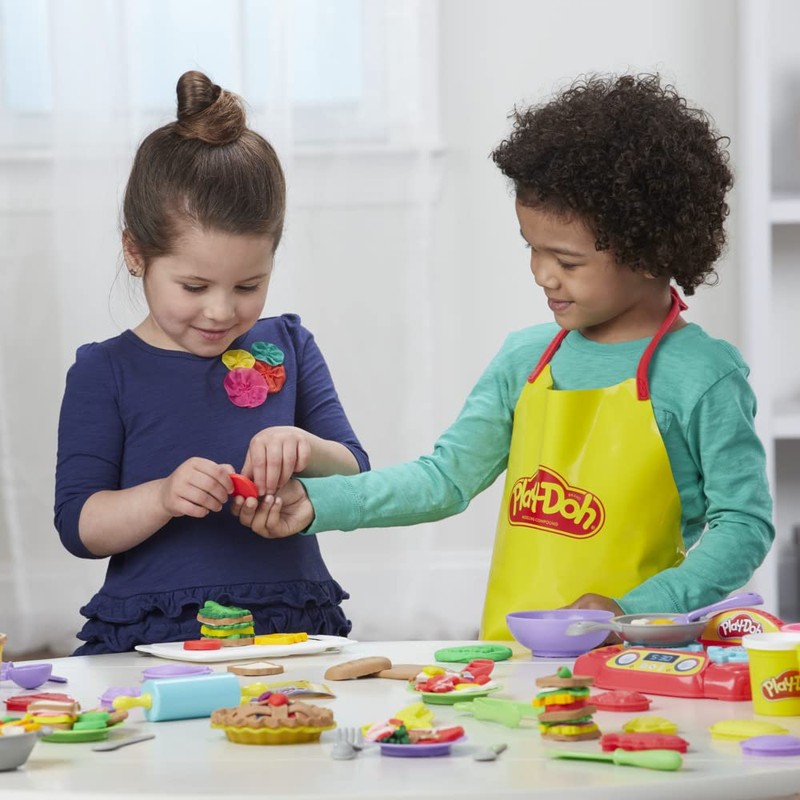Play-Doh Kitchen Creations Super Chef Suite