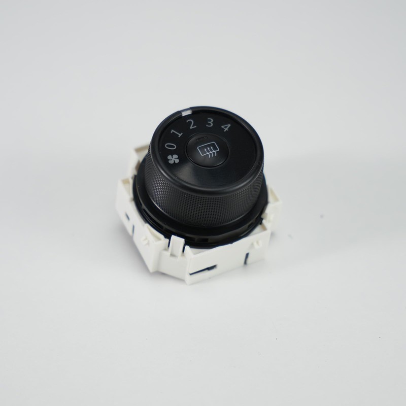 LesNau HVAC A/C Blower Fan Control Switch Assy 55902-12100 Compatible