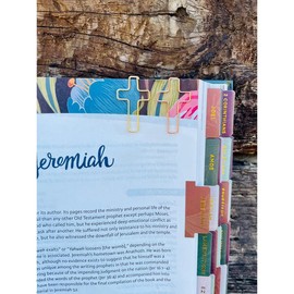 Cross Bookmark - Cross Paperclips - Bible Bookmark - Cross Page Marker - Bookmarks - Bible Accessories - Paperclips - Christian Gift valentine day - Pack Quantity: 2 Paperclips