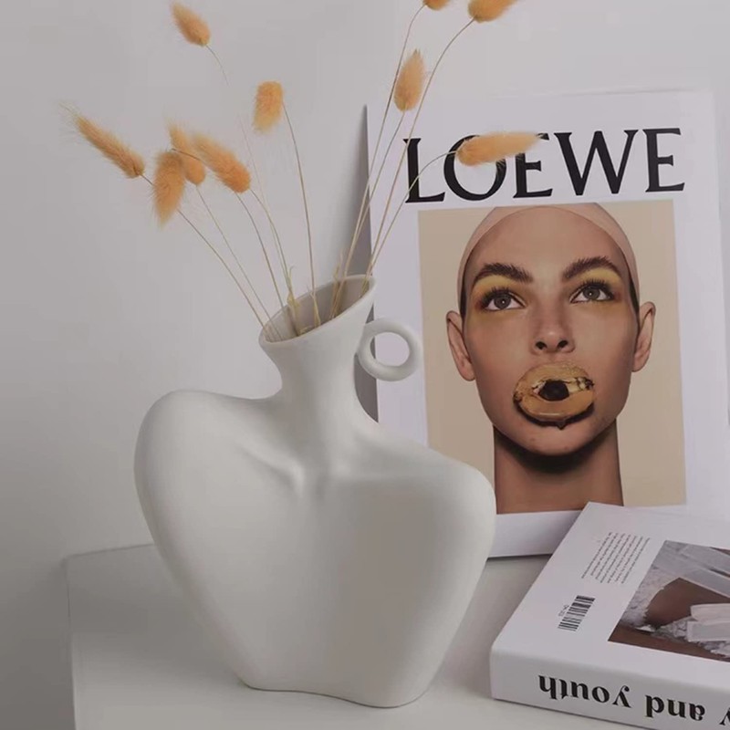 Ceramic Female Form Body Shape Flower Vase for Home Decor