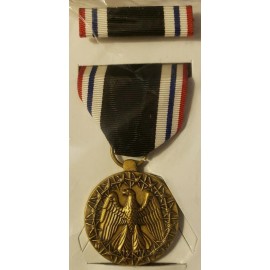 Prisoner of War, Medal & Ribbon Bar w/Original Box Military Issue 12/87 VTG MIL