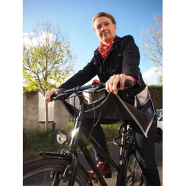 Drachenhaut 2-in-1 Cyclist Rain Cover (Black with Reflective Detail, Regular)