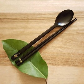 (10x10) Namo Lacquerware Cutlery Set / Domestic Natural Lacquerware Cutlery / Premium Cutlery / (텐바이텐)Namo 옻칠 수저 세트  국산 천연 옻칠 수저  고급 수저
