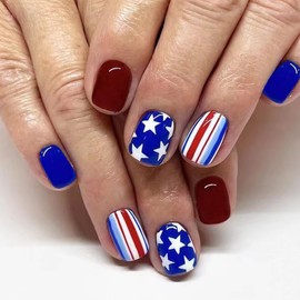 Independence Day Press on Nails Short Star Fake Nails 4th of July Glue on Nails Red Blue White Five-pointed Star Designs Glossy Reusable Artificial False Nails Natural Fit Stick on Nails for Women 24