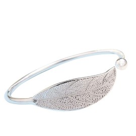Yuren 925 Sterling Silver Leaf Charm Bracelets & Bangles for Women Adjustable Bracelet Leaf Feather Bangle for Women Jewelry- Boho Chic Style, Medium, Silver, no gemstone