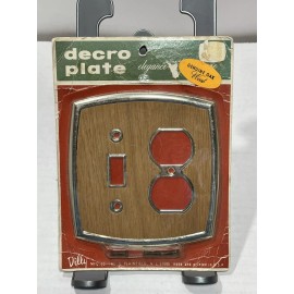 Dilly Mfg. Co. Vintage NOS Dilly Decro Plate Wall Plate Outlet Toggle Switch Oak Wood MCM