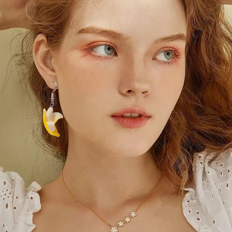 Dreuyet 4 Pairs Banana Earrings Set for Women Cute Resin