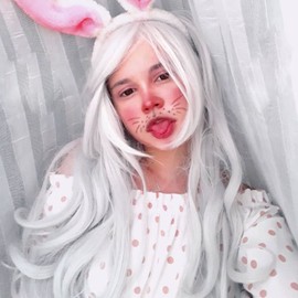 AFBeauty Platinum Grey Wig Synthetic Long Wavy Gray Side Part Wig Silver Grey Glueless Wig Heat Resistant Fiber Lace Frontal Wig for Women Cosplay Makeup Party