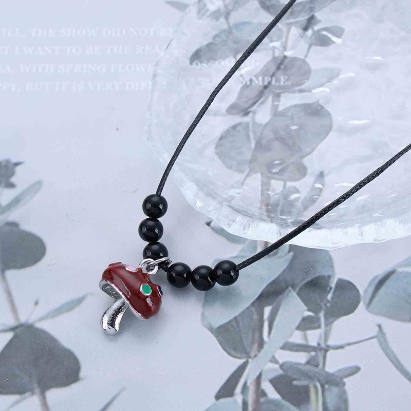 Xduargs Boho Mushroom Pendant Necklace Red Resin Choker Vintage Black