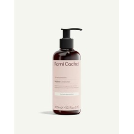 REMI CACHET Hair Extension Conditioner 300ml | Anti Slippage or damage lightweight Hydration Perfect For keeping Natural and Extensions Silky and Healthy | Strawberry Cucumber Scent