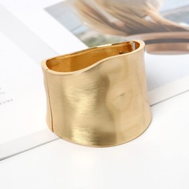 Gold Cuff Bracelets for Women Trendy Chunky Gold Bangle Bracelet Open Wide Wire Bracelet Irregular Wrist Cuff Wrap Bracelet Jewelry(I:Gold)