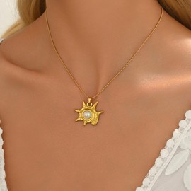 18K Gold Plated Ocean Charm Necklace for Women Large Sea Turtle Starfish Dolphin Seashell Conch Pendant Pearl Necklaces Trendy Boho Summer Beach Jewelry