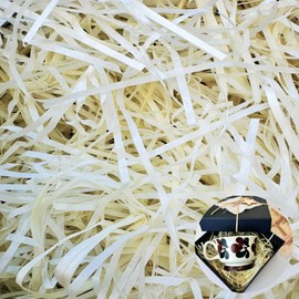 300 g Filling Material Gift, Wood Wool Filling Material for Decorating Gift Baskets, Multiple Colour Options and More Rich Combinations, Multicoloured Packaging Material Filling Material (Cream)