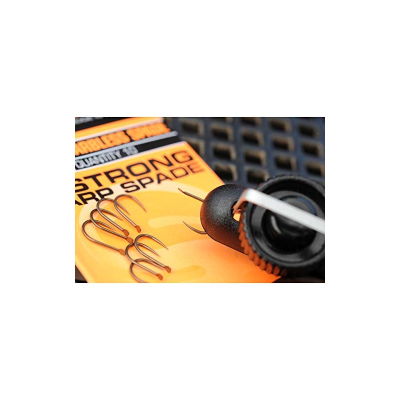 GURU GXS EXTRA STRONG SPADE SIZE 18 - GXS18