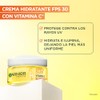Garnier Express Aclara Crema Hidratante Antimanchas Vitamina Fps Unifica Tono