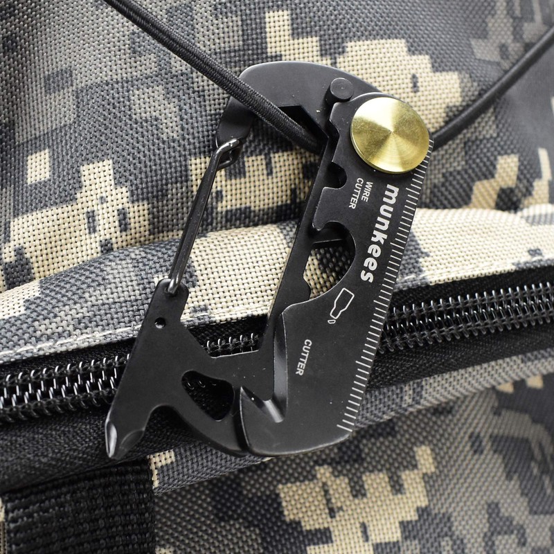munkees Multi-Tool 13-in-1 Black Line IV, Multifunktionswerkzeug, Karabiner, Flaschenöffner, Edelstahl