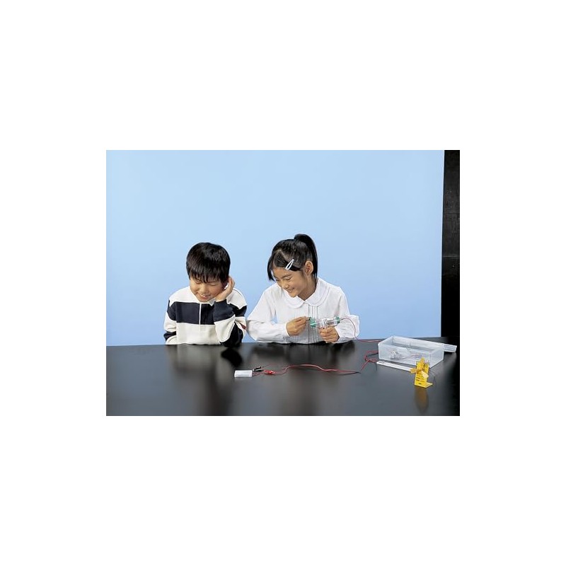 General Contractor V3 Hand Crank Generator for Elementary School Students,