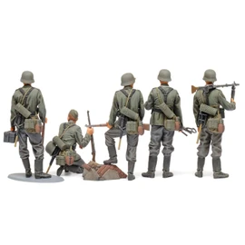 Tamiya 35371 1/35 Military Miniature Series No. 371 German Infantry Set Mid-War Period Plastic Model