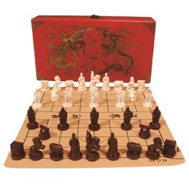 Vintage Chinese Chess Terracotta Warrior 32 Chess Set Xiangqi Travel Game Set, Wooden Chess Traditional Tabletop Strategy and Skill Game Puzzle Games for Adults