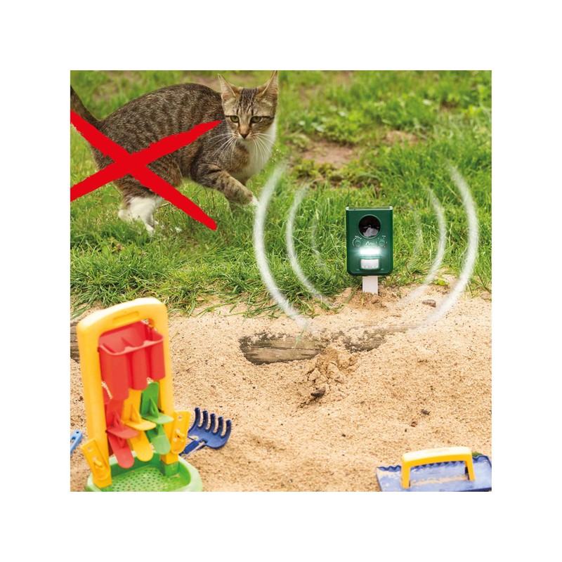 Gardigo Animal Repeller Function Type Multifrequency LED Light Solar Pack