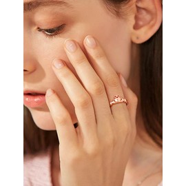 Bestyle Rose Gold Vermeil Claddagh Rings for Women Hypoallergenic Silver Band Ring, Irish Infinity Love Ring Promise Ring for Her, Great Celtic Jewelry Gift for Christmas Valentine's Day,Size 7