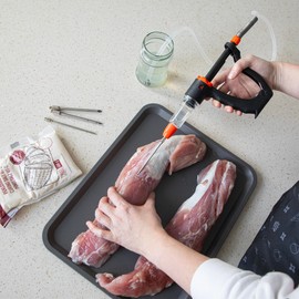 BROWIN Siringa per carne semiautomatica con set di aghi e tubo flessibile, 311109, testa per marinare con 3 quantità di iniezione, siringa per arrosto per barbecue, per manzo, pollo, pancetta, tubo