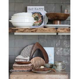 Bloomingville 8" Round Hand-Carved Mango Wood Trivet, 8" L x 8" W x 1" H, Walnut