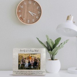 FHUGX Family Picture Frame 5x7 Inch,Family Isn't always Blood Wooden Photo Frame,Family Photo Frame,Family Reunion Gifts,Gifts For Family Mom Dad Grandma Grandpa,Family Gifts,Housewarming Gifts