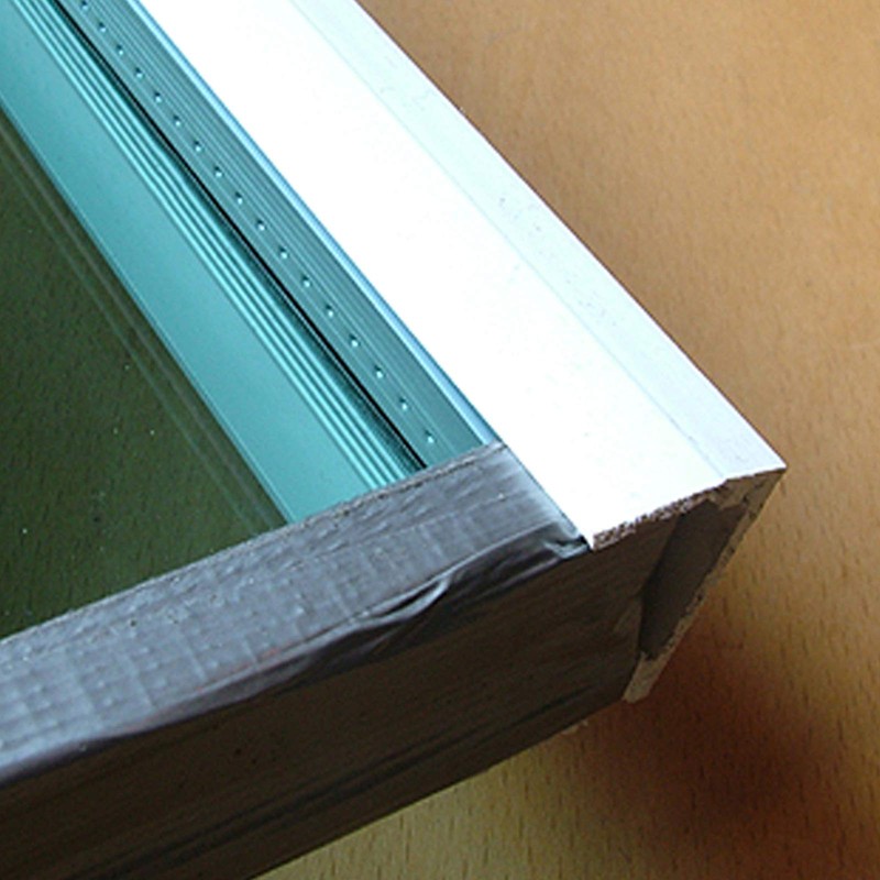 25mm SNAPA Polycarbonate End Closure Roof Sheet U-Profile Drip End