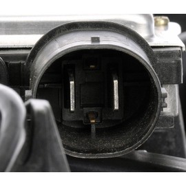 Dorman 621-010 Engine Cooling Fan Assembly Compatible with Select Ford / Lincoln Models