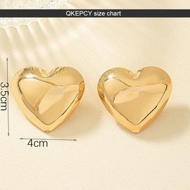 Heart Earrings Gold for Women Lightweight Hypoallergenic Gold-Plated Stud Earrings Fashion Heart Stud Earrings Jewellery for Women Girls, Metal
