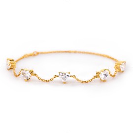 STORYJEWELLERY Heart Bracelet, 18K Gold Plated Heart Bracelets for Women, Adjustable Love Bracelet, Dainty Heart Jewelry, Gifts for Her