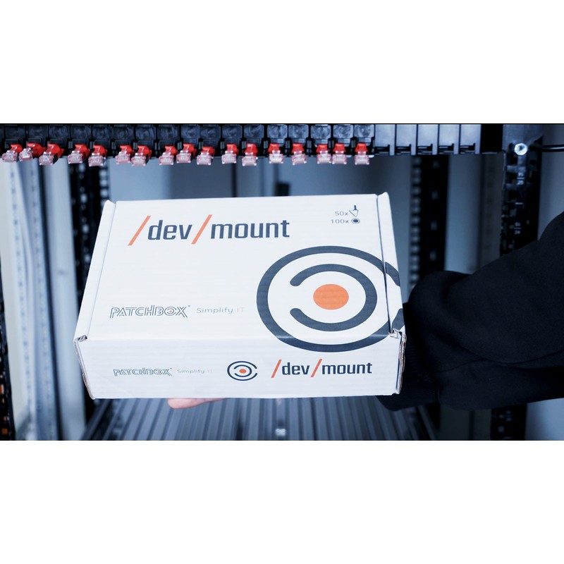 PATCHBOX/dev/Mount - Toolless Installation Cage Nut Alternative Device Mount Screws