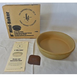 The Pampered Chef 8" Mini-Baker