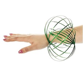 SHATCHI Magic Flow Ring Spinner Hands Toy Bracelet 3D Stainless Steel Toys Funny Kinetic Spring Infinity Arm Slinky Juggle Dance- Science Educational Sensory Interactive Cool Toys,Green,Small