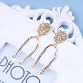 Inilbran Boho Lion Stud Earrings Vintage Hand Dangle Earrings Gold Lion Head Earrings Animal Lion Earrings Jewelry for Women and Girls