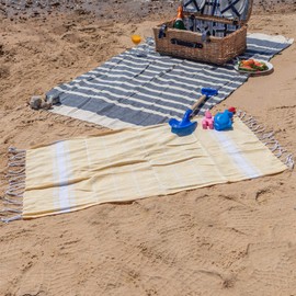 Nicola Spring Turkish Cotton Kids Beach Towel - Yellow - Pack of 1-100 x 60cm - Quick Dry Peshtemal Lightweight Compact Gym Bath Towel Soft Absorbent Swimming Pool Beach Blanket Sheet