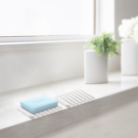 Anwenk Soap Dish Shower Waterfall Soap Tray Soap Saver Soap Holder Drainer Flexible Silicone for Shower/Bathroom/Kitchen/Counter Top,Keep Soap Bars Dry Clean,Easy Cleaning-White,1Pack