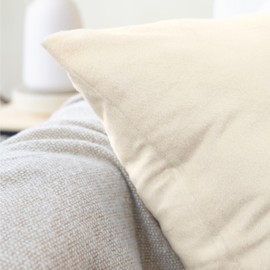 Encasa Homes Velvet Cushion Covers, Set of 2, 40 x 40 cm, Cream, Plain, Soft and Smooth, Washable, Square, Large Scatter Cushion Covers for Couch, Sofa, Chair, Bed and Living Area