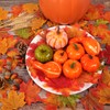 HOWAF 120pcs Artificial Pumpkins Decorations Artificial Autumn Leaves Set, Fake