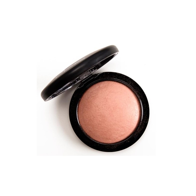 MAC Mineralize Skinfinish HIGHLIGHT THE TRUTH