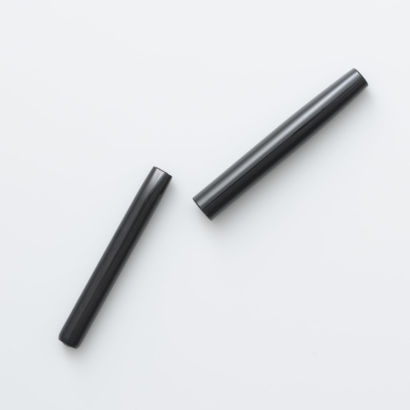 Kai Corporation Cosmetics Sliding Lip Brush, Flat Tip, 1 Piece