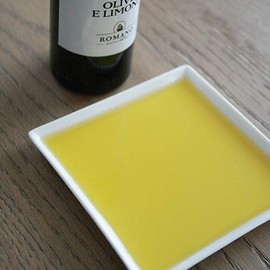 Sicilian Lemon Olive Oil 8.5 fl oz (250 ml) by Romano