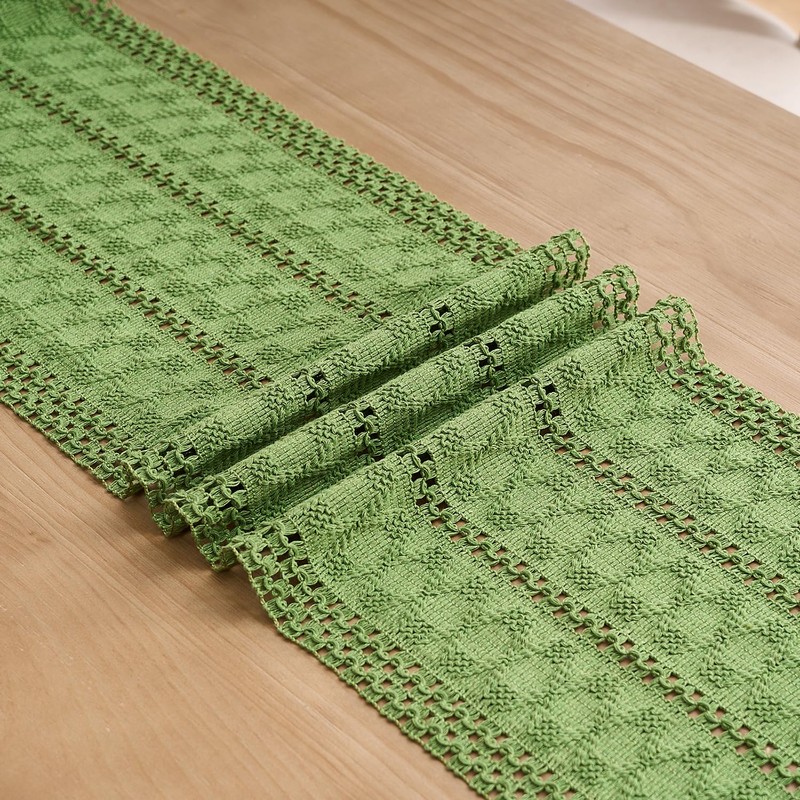 Aisybaklyn Boho Green Table Runner, 30 x 140 cm, Crocheted