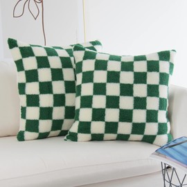 JOJUSIS Decorative Throw Pillow Covers Luxury Style Checkerboard Pattern Cushion Case Super Soft Faux Fur Wool Pillowcases for Couch Bedroom Pack of 2 (Green, 20 x 20-Inch)