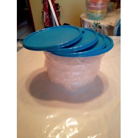 Tupperware Big Wonders 3 Cup Large Cereal or Salad Bowls Blue