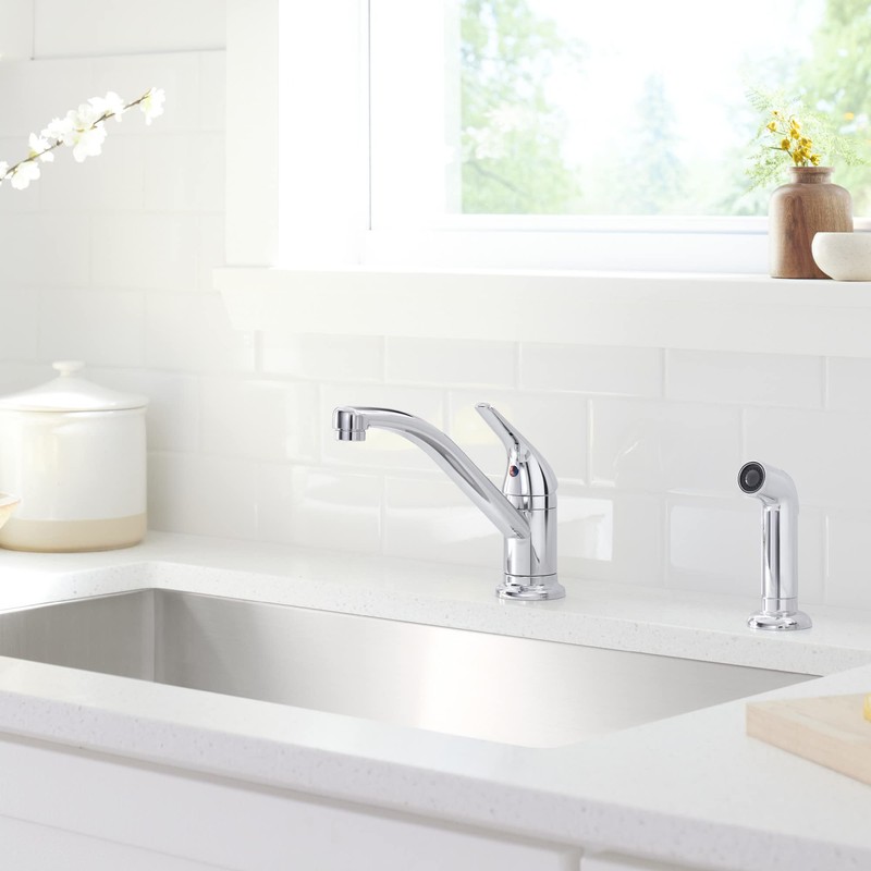 JOLT™ Swing SPOUT W/Side Spray