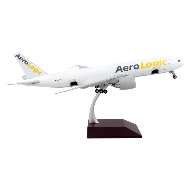 DCD Boeing 777F Commercial Aircraft 'AeroLogic' White 'Gemini 200-Interactive' Series